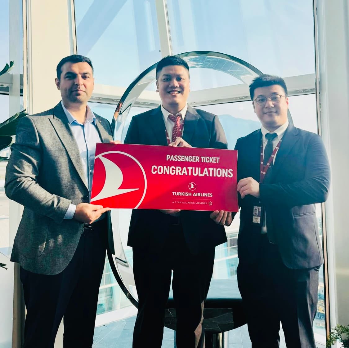 客运服务部余国华先生获土耳其航空嘉许为2025年上半年度的“最佳员工”